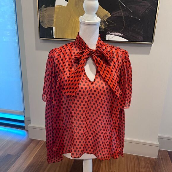 Diane vonFurstenberg blouse - Picture 2 of 9